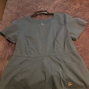 Jaanuu Women’s scrub top size Large